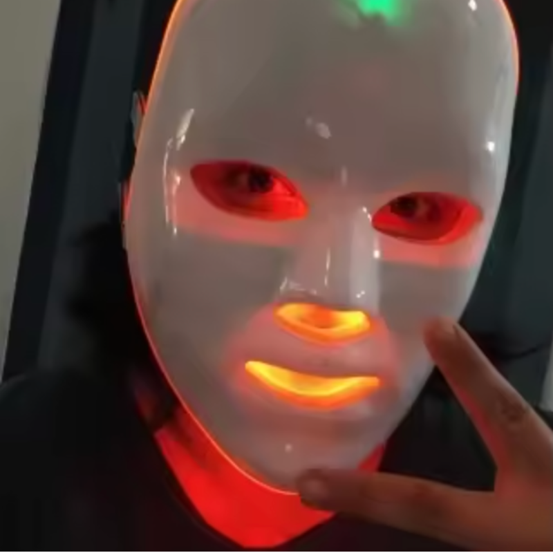 BodyThera™ LED Light Therapy Mask
